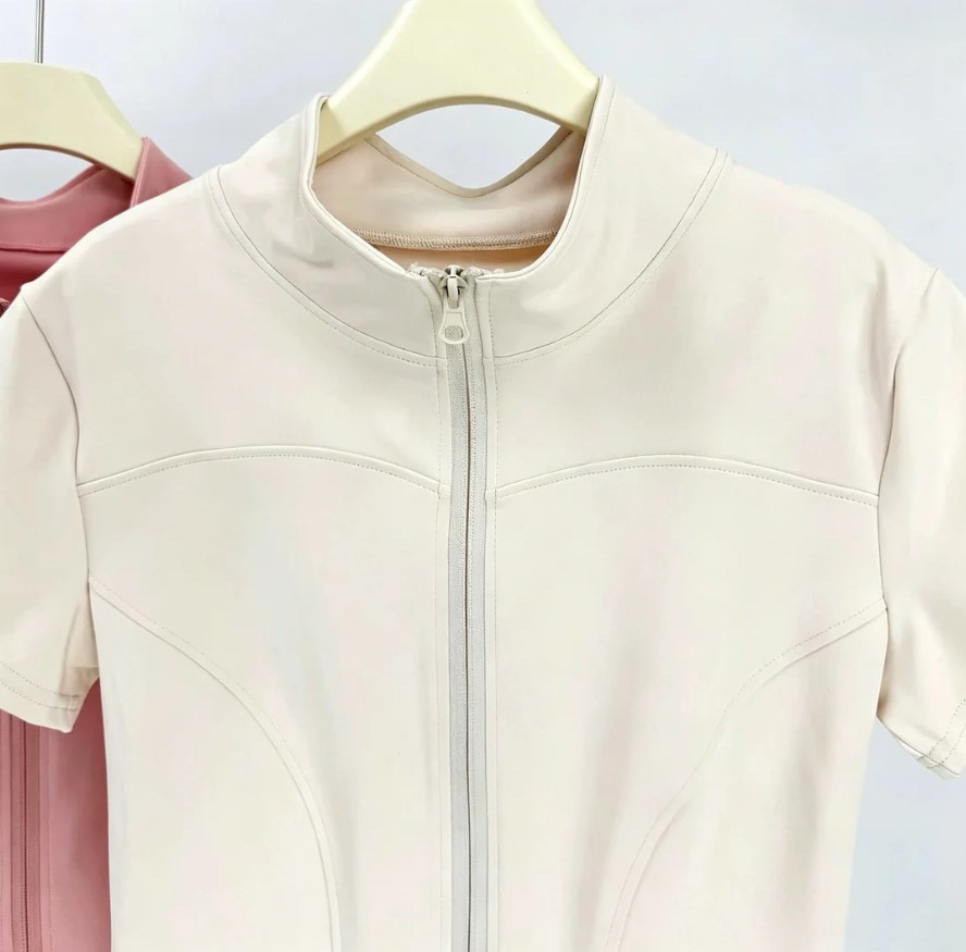 เสื้อยืดโยคะแขนสั้นสไตล์สปอร์ต - Pilates Yoga Wrap Top บทวิจารณ์และราคา