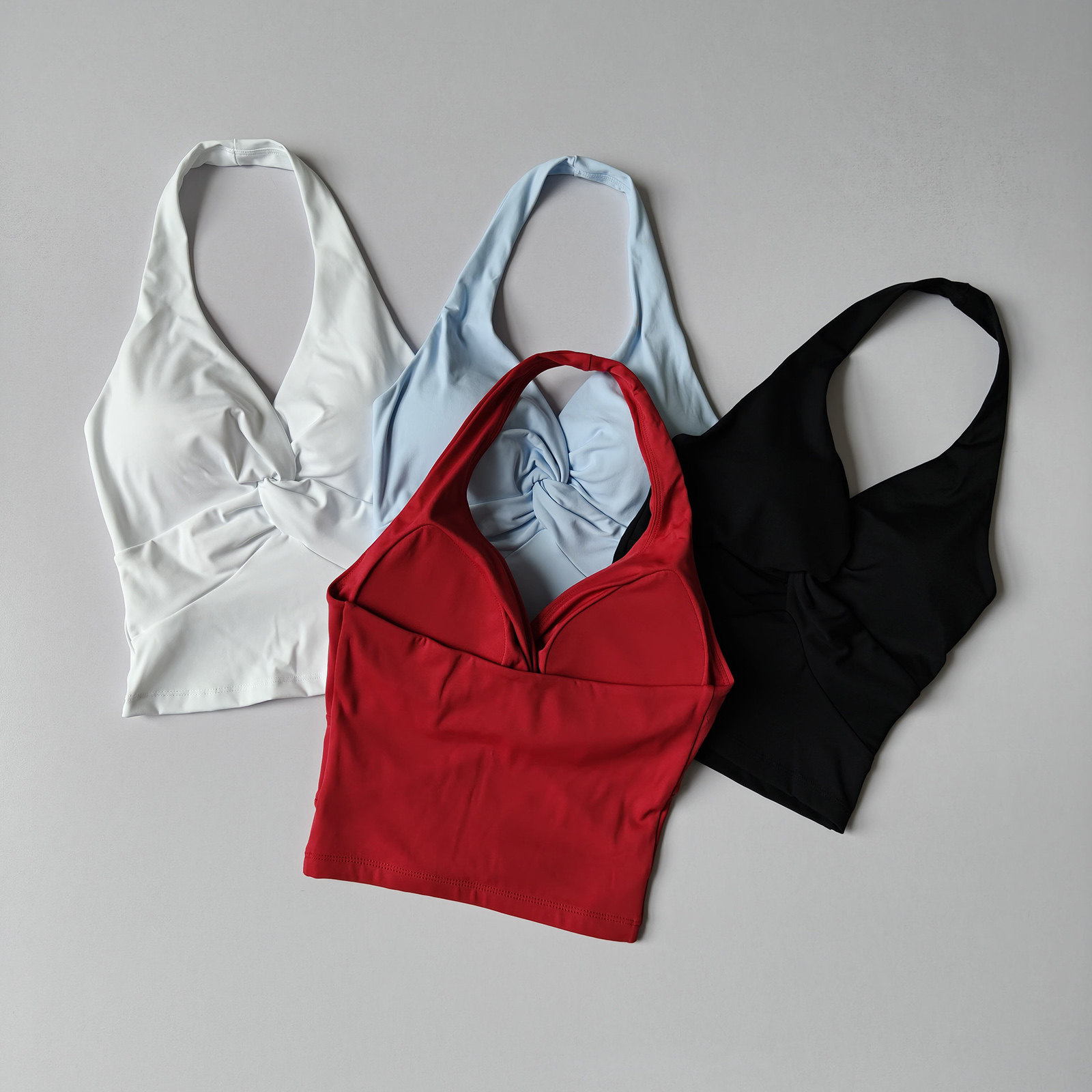 เสื้อชั้นในกีฬาแบบไร้สายรัดคอ  - Pilates Yoga Wrap Top บทวิจารณ์และราคา